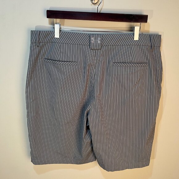 Under Armour Men's white, black and gray striped flat front Golf Shorts 38 EUC - Picture 2 of 4